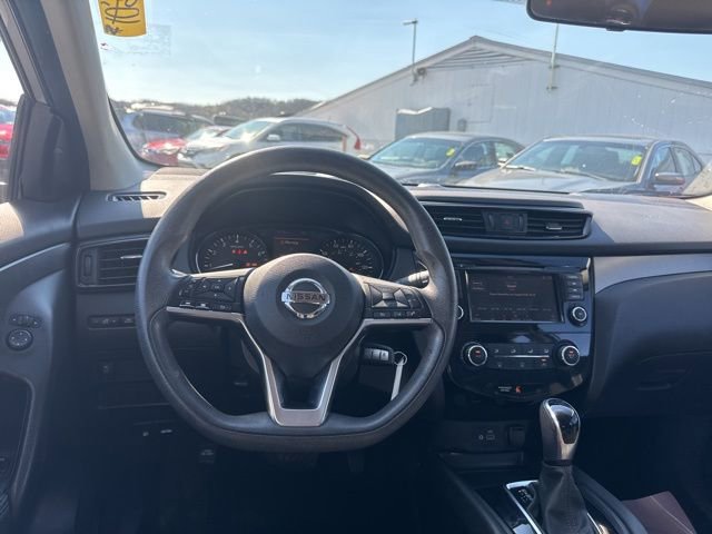 Used 2019 Nissan Rogue Sport S w/ Appearance Package FWD image 13