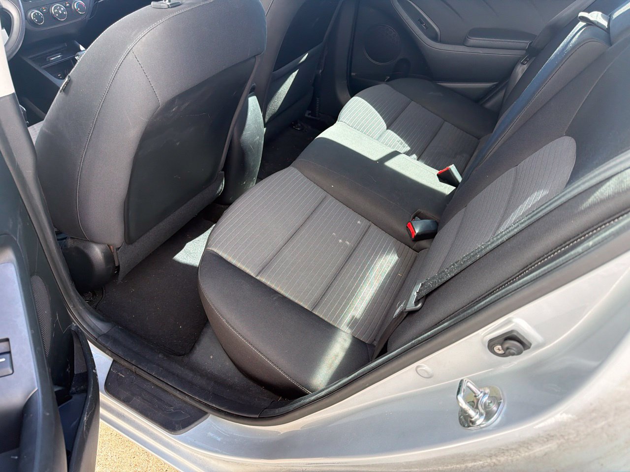 Used 2016 Kia Forte LX w/ LX Popular Plus Package FWD image 11