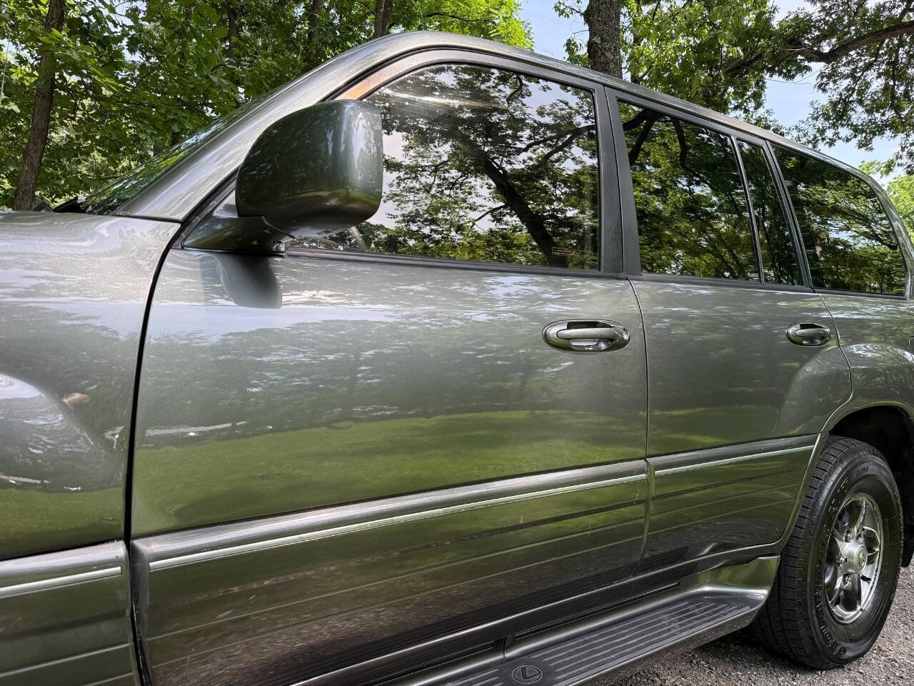Used 2002 Lexus LX 470 4WD image 20