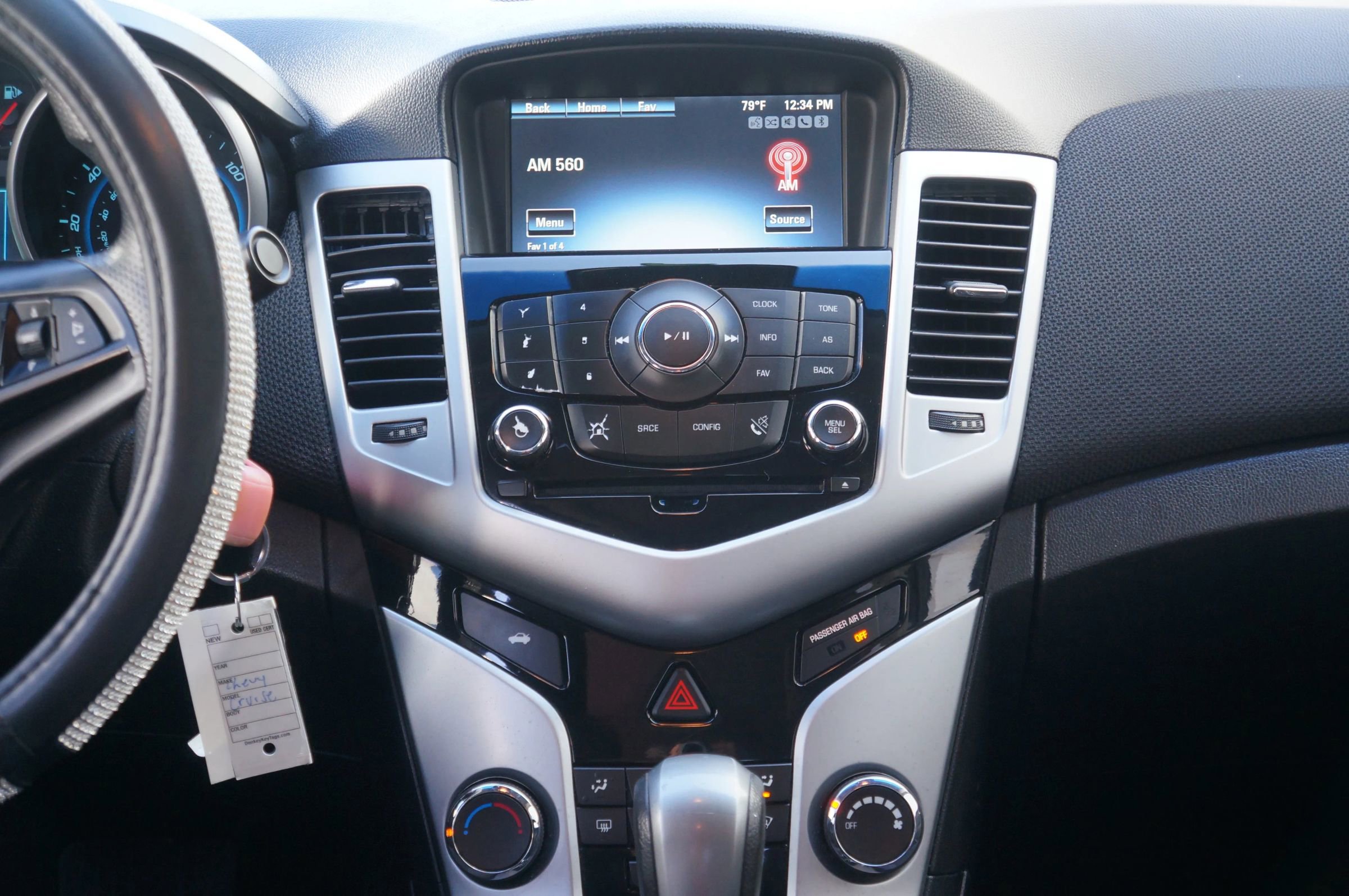 Used 2015 Chevrolet Cruze LT w/ Sun And Sound Package image 28