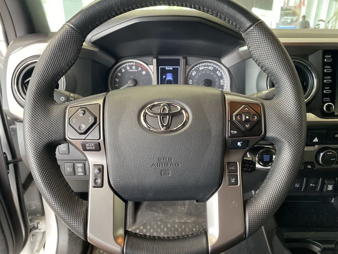 Used 2023 Toyota Tacoma Limited w/ Nightshade Package AWD/4WD image 17