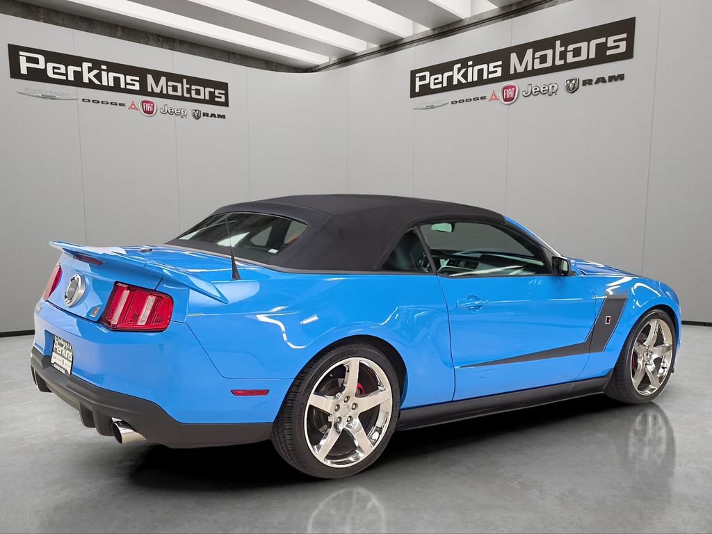 Used 2010 Ford Mustang GT Premium RWD image 6