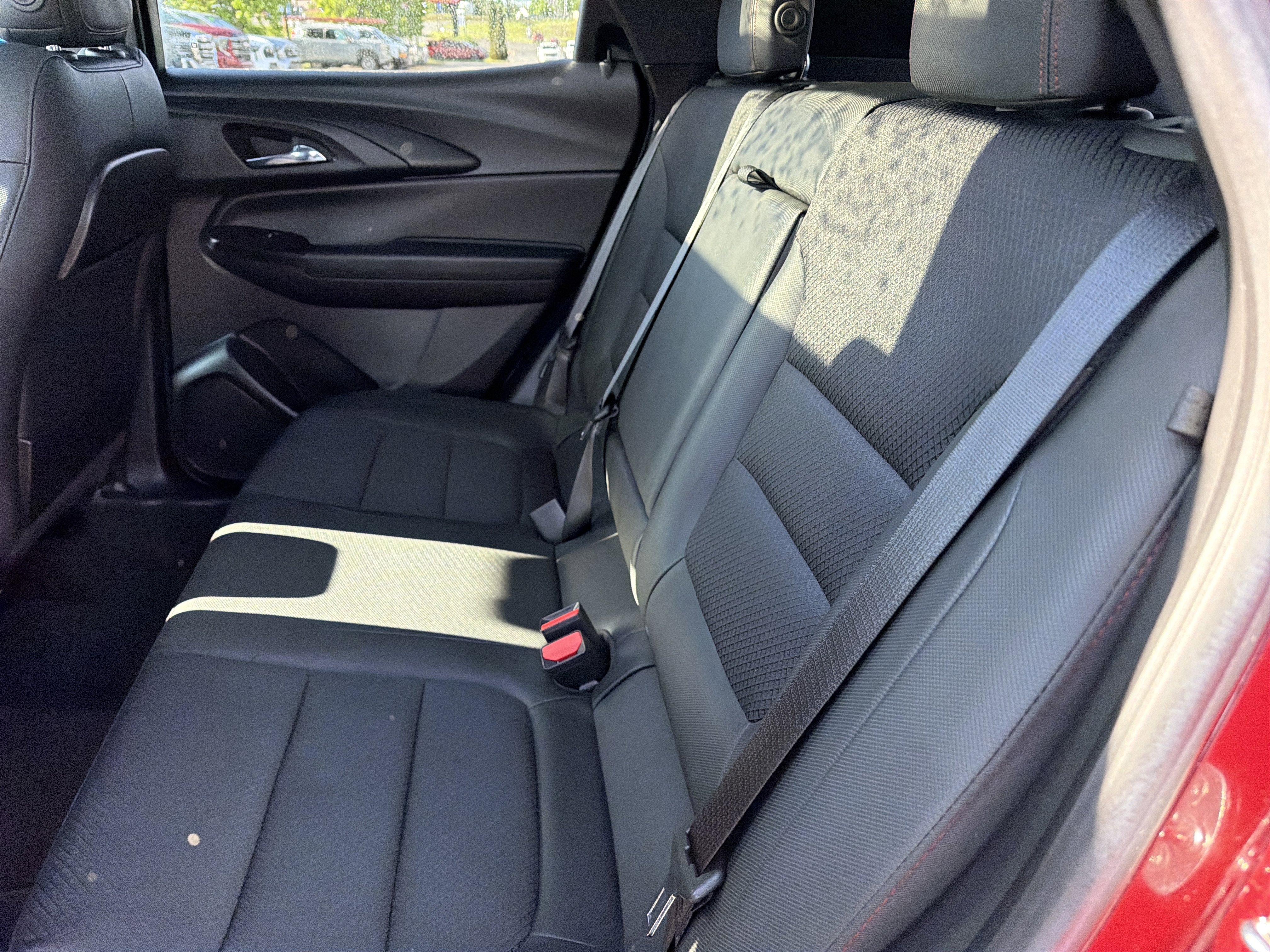 Used 2023 Chevrolet TrailBlazer RS w/ Sun and Liftgate Package AWD/4WD image 13