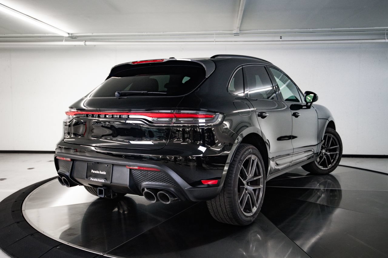 Certified 2023 Porsche Macan Turbo AWD/4WD image 7