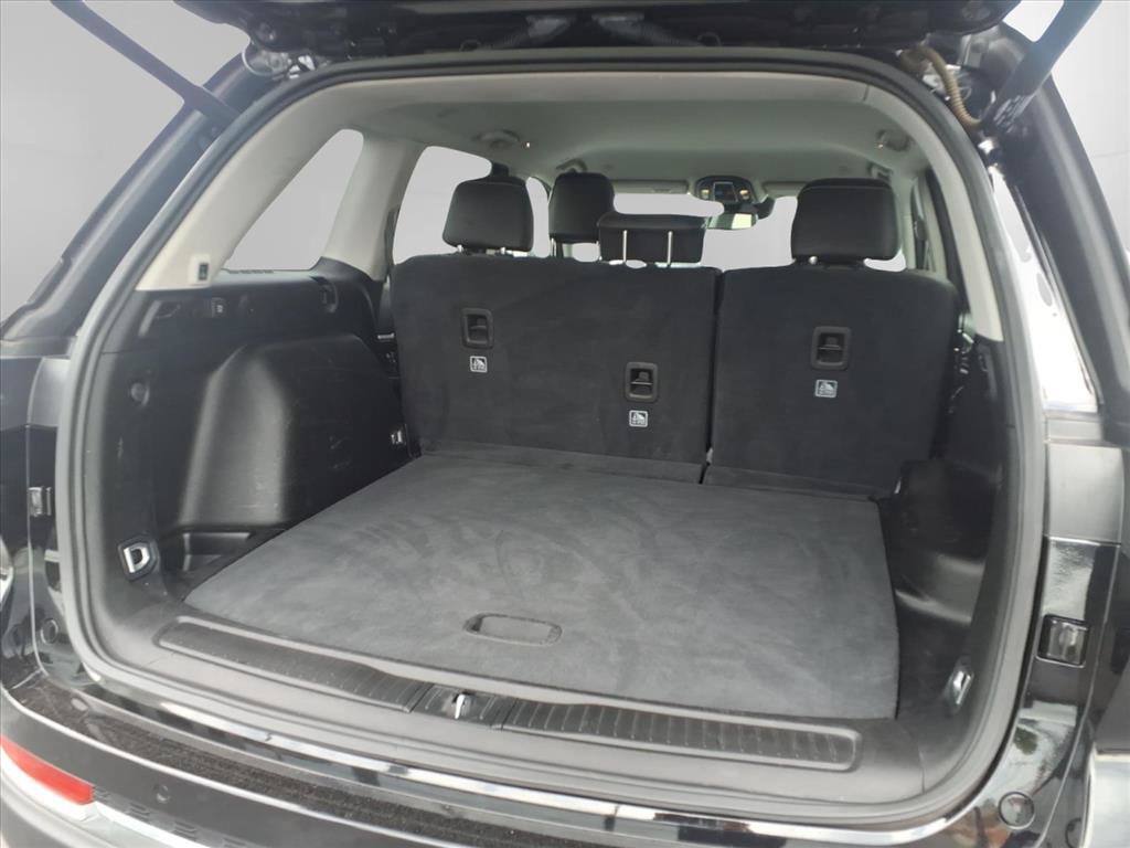 Used 2023 Jeep Grand Cherokee Limited AWD/4WD image 27