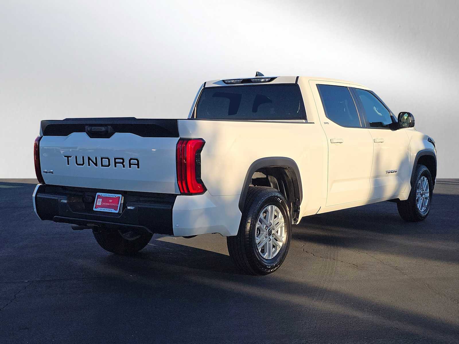 Used 2024 Toyota Tundra SR5 image 3