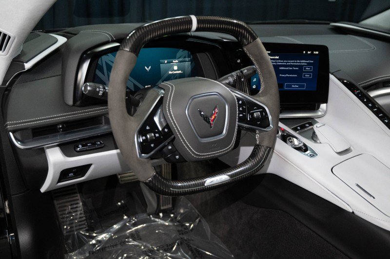 Used 2024 Chevrolet Corvette Z06 RWD image 12