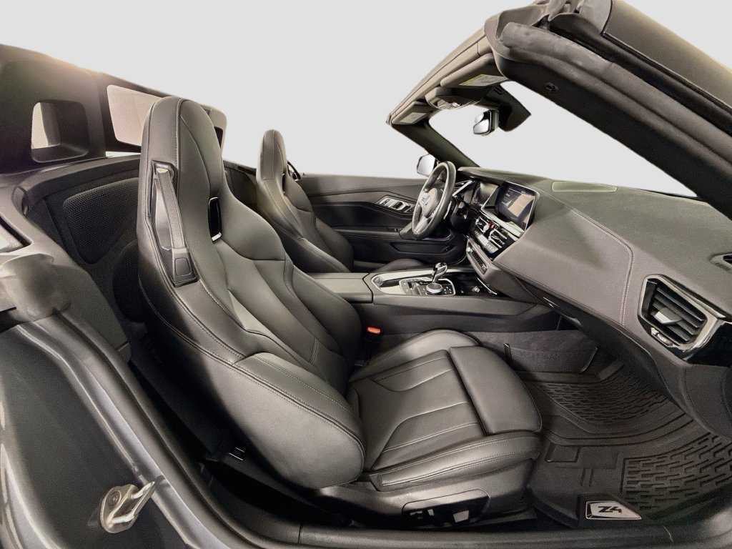 Used 2025 BMW Z4 sDrive30i RWD image 19