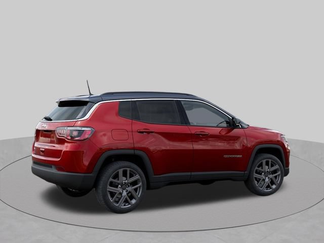 New 2026 Jeep Compass Limited w/ Sun, Sound & Navigation Group AWD/4WD image 4