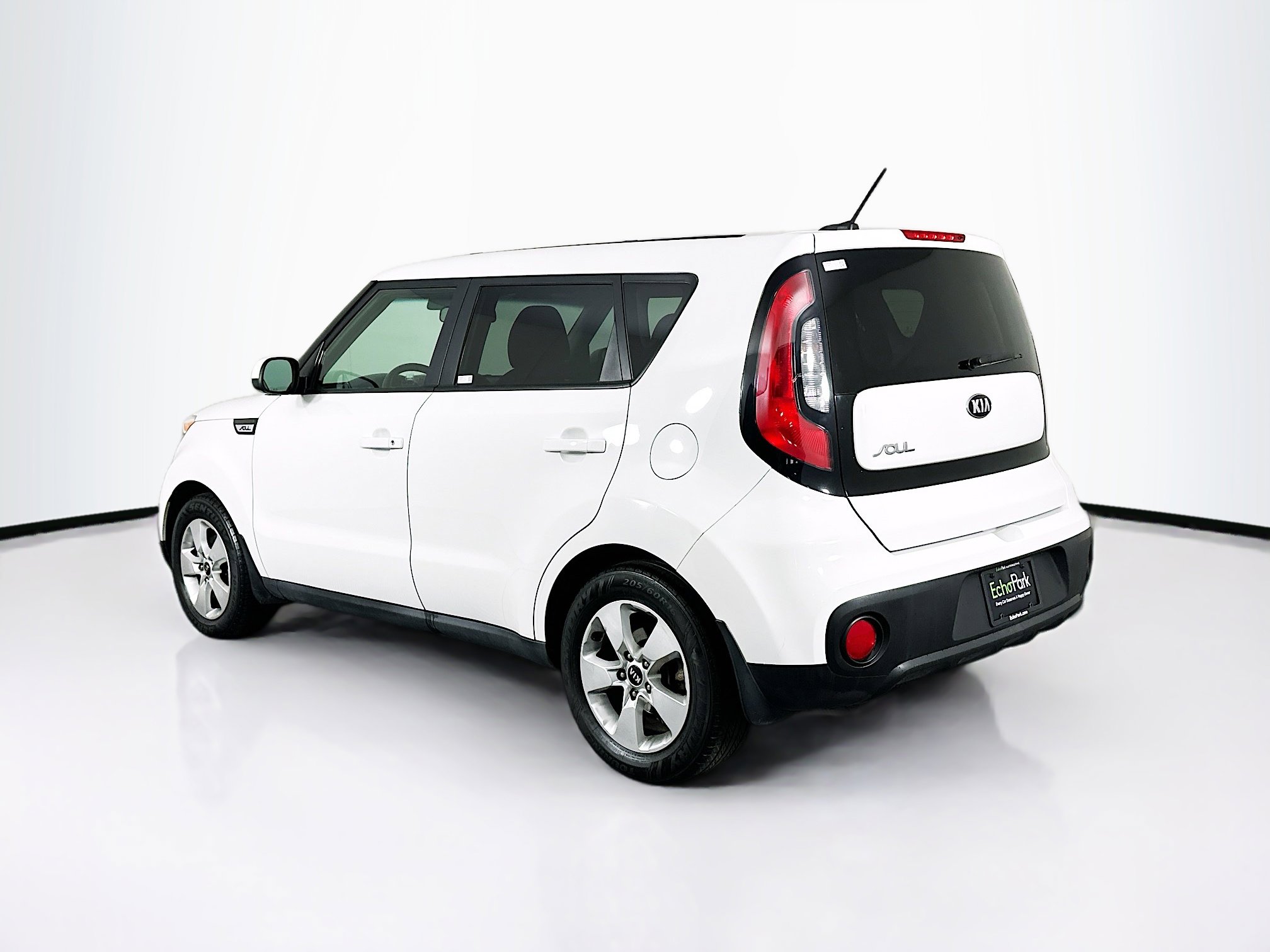 Used 2017 Kia Soul image 5