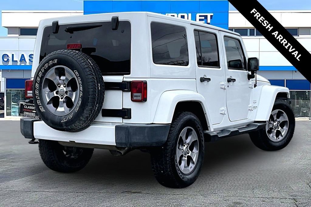 Used 2016 Jeep Wrangler Unlimited Sahara image 5