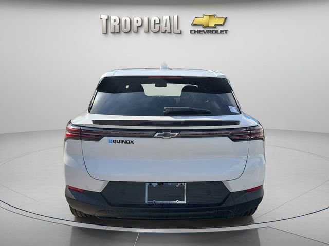 New 2026 Chevrolet Equinox EV LT w/ LPO, Blackout Package FWD image 4