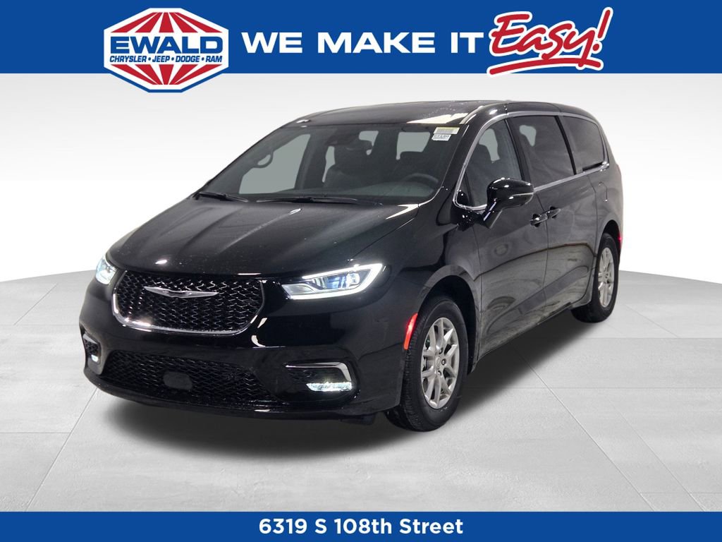 New 2026 Chrysler Pacifica Select FWD image 15
