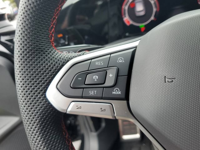 New 2026 Volkswagen GTI SE FWD image 26