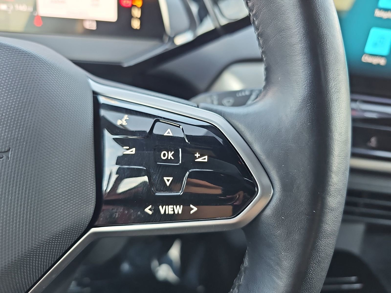 Used 2022 Volkswagen ID.4 Pro AWD/4WD image 17