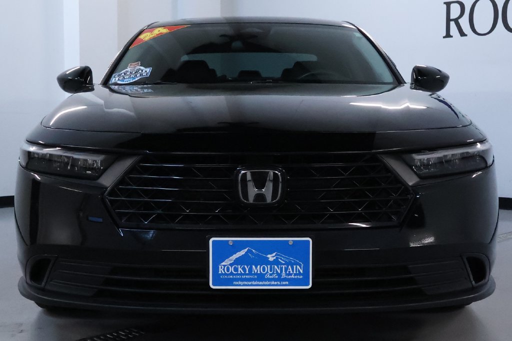 Used 2024 Honda Accord EX image 2