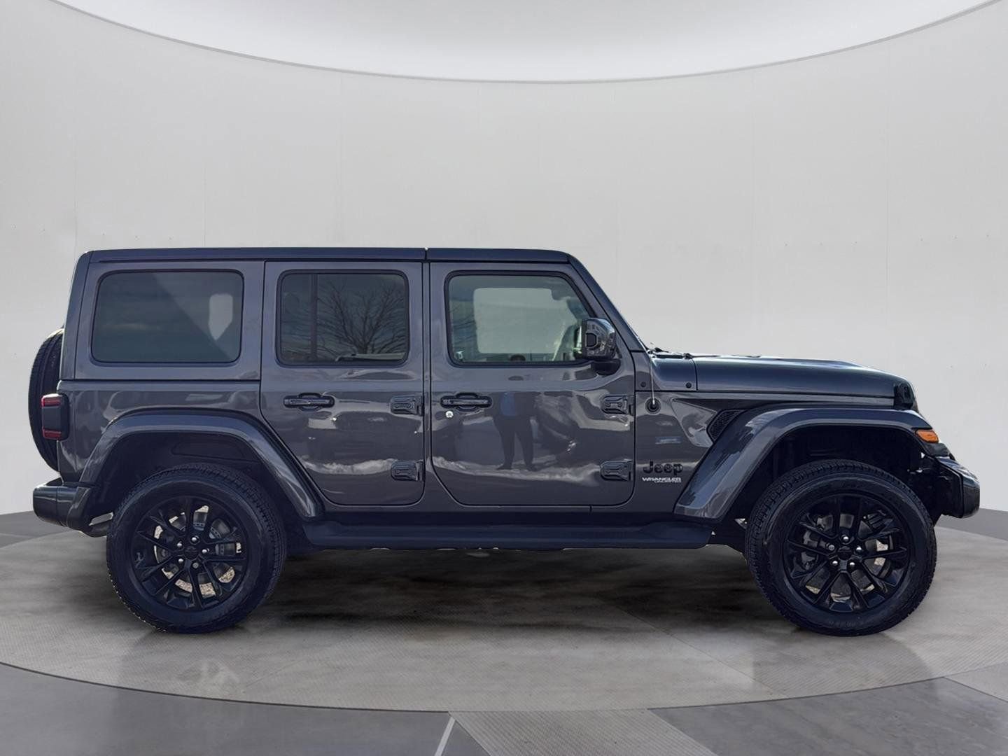 Used 2021 Jeep Wrangler Unlimited Sahara image 7