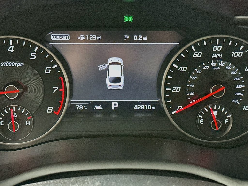 Used 2019 Kia Stinger Premium RWD image 13