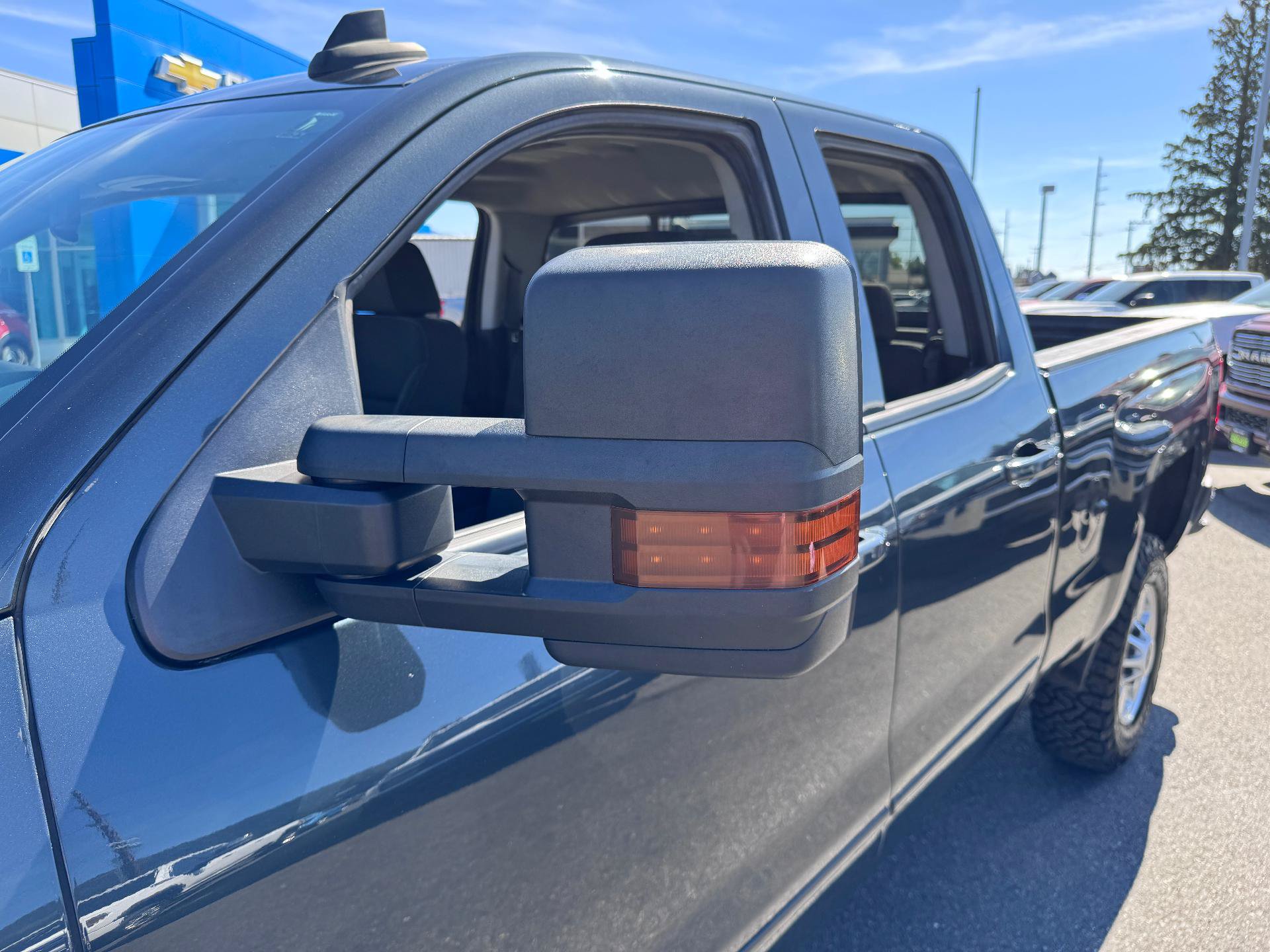 Used 2017 Chevrolet Silverado 2500 LT w/ LT Convenience Package AWD/4WD image 40