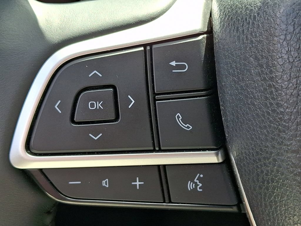 Used 2025 Toyota Grand Highlander FWD image 24