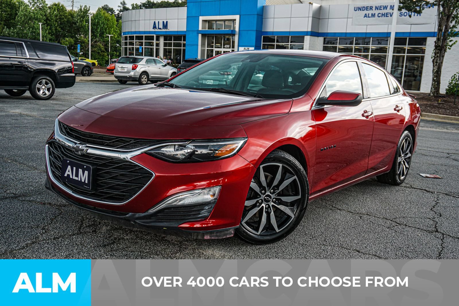 Used 2025 Chevrolet Malibu RS FWD image 2