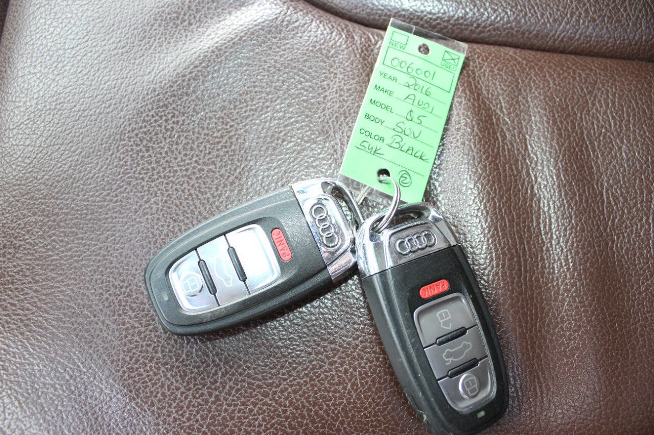 Used 2016 Audi Q5 2.0T Premium w/ Audi MMI Navigation Plus image 31