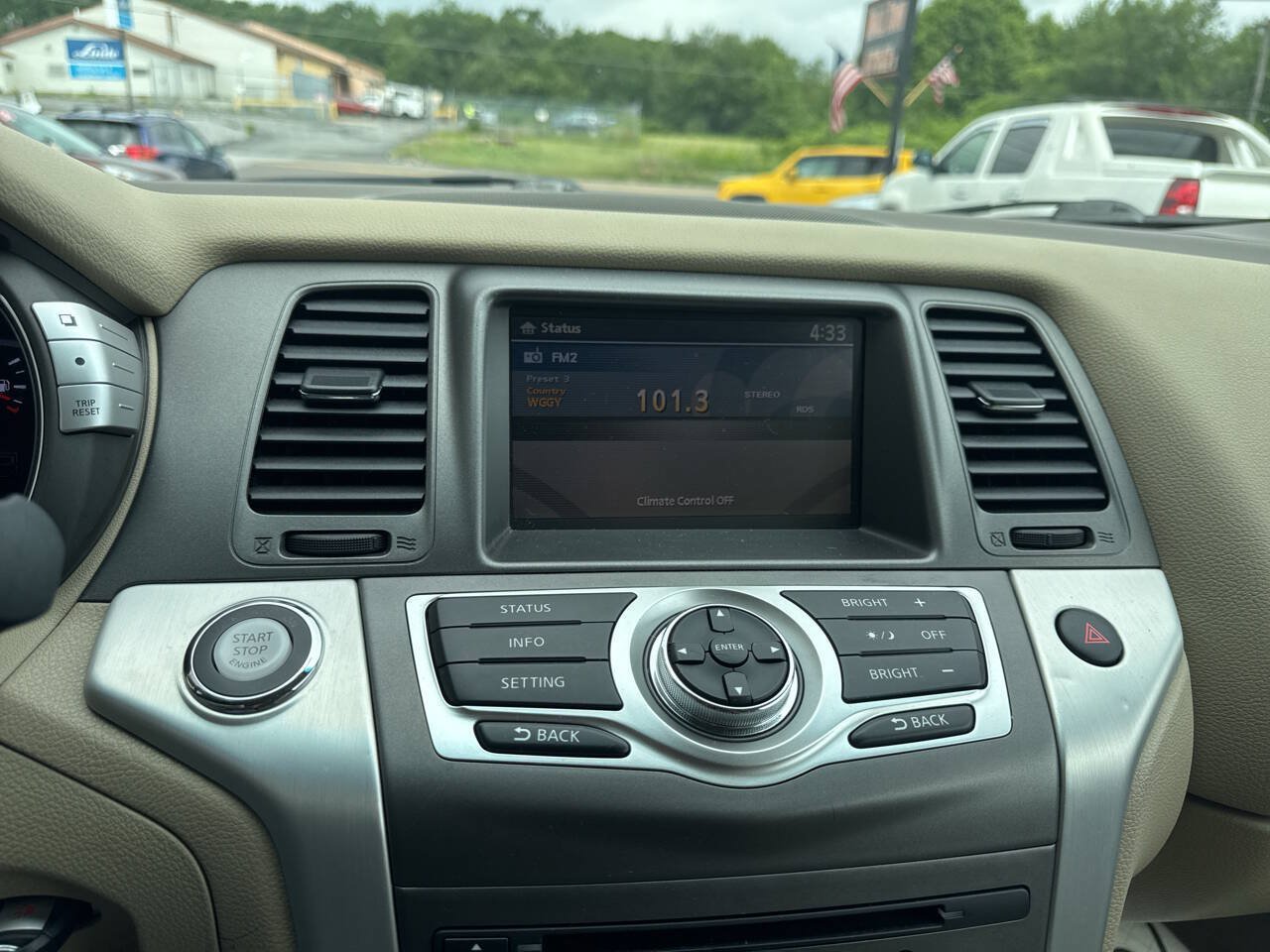 Used 2012 Nissan Murano SV AWD/4WD image 29
