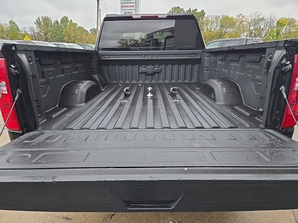 Used 2024 Chevrolet Silverado 2500 LT image 29