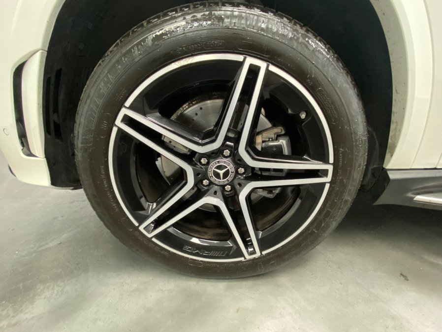 Used 2023 Mercedes-Benz GLS 450 4MATIC image 19