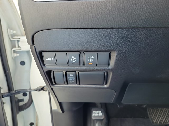 Used 2021 Nissan Armada Platinum w/ Captain's Chairs Package RWD image 23