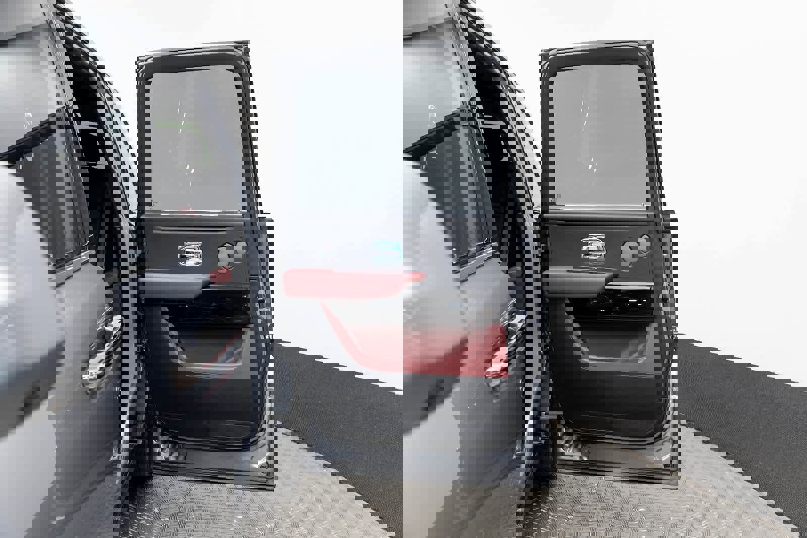 Used 2022 Rolls-Royce Cullinan image 58