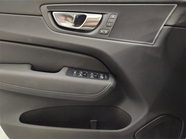 New 2026 Volvo XC60 B5 Core image 24