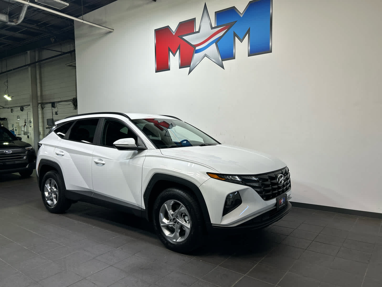 Used 2023 Hyundai Tucson SEL AWD/4WD image 2