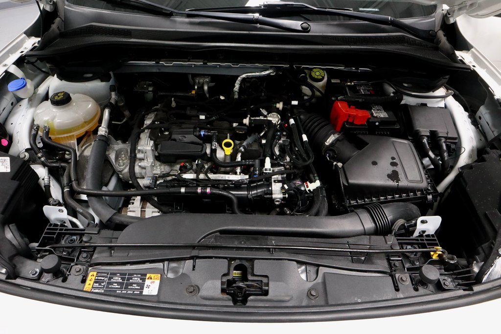 Certified 2022 Ford Escape SE w/ SE Sport Appearance Package image 17