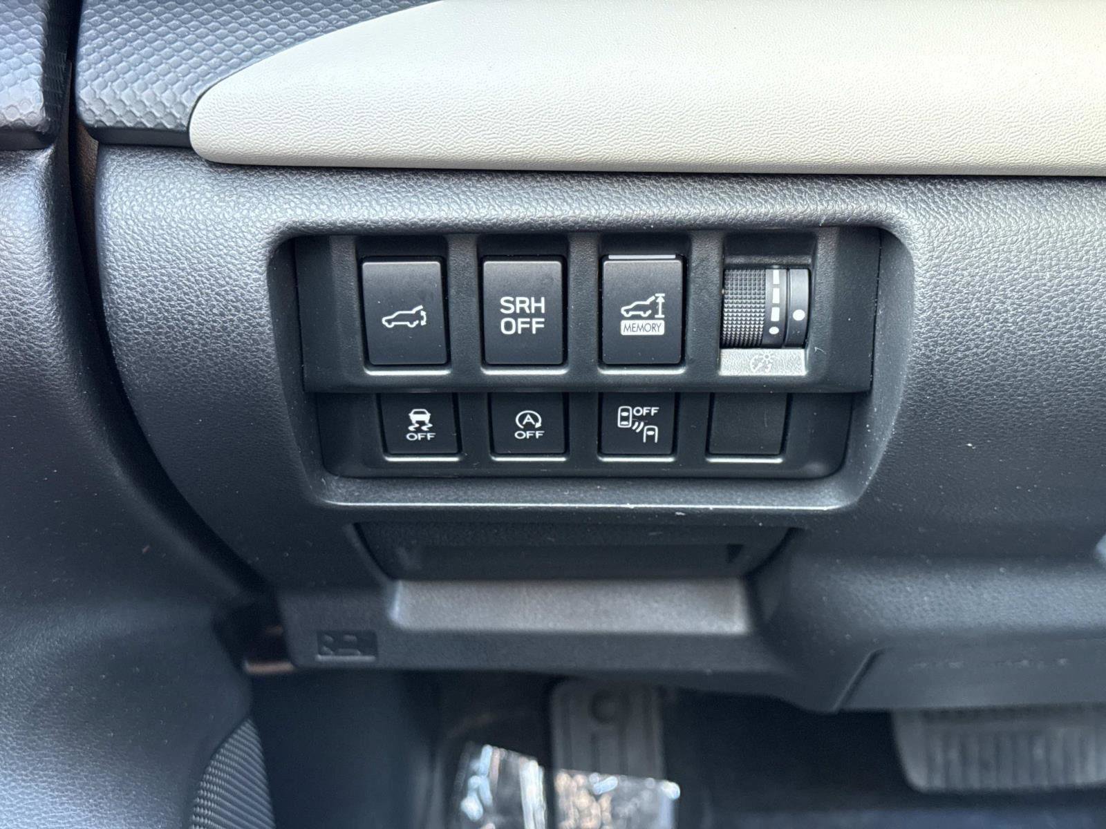 Used 2023 Subaru Forester Limited image 13