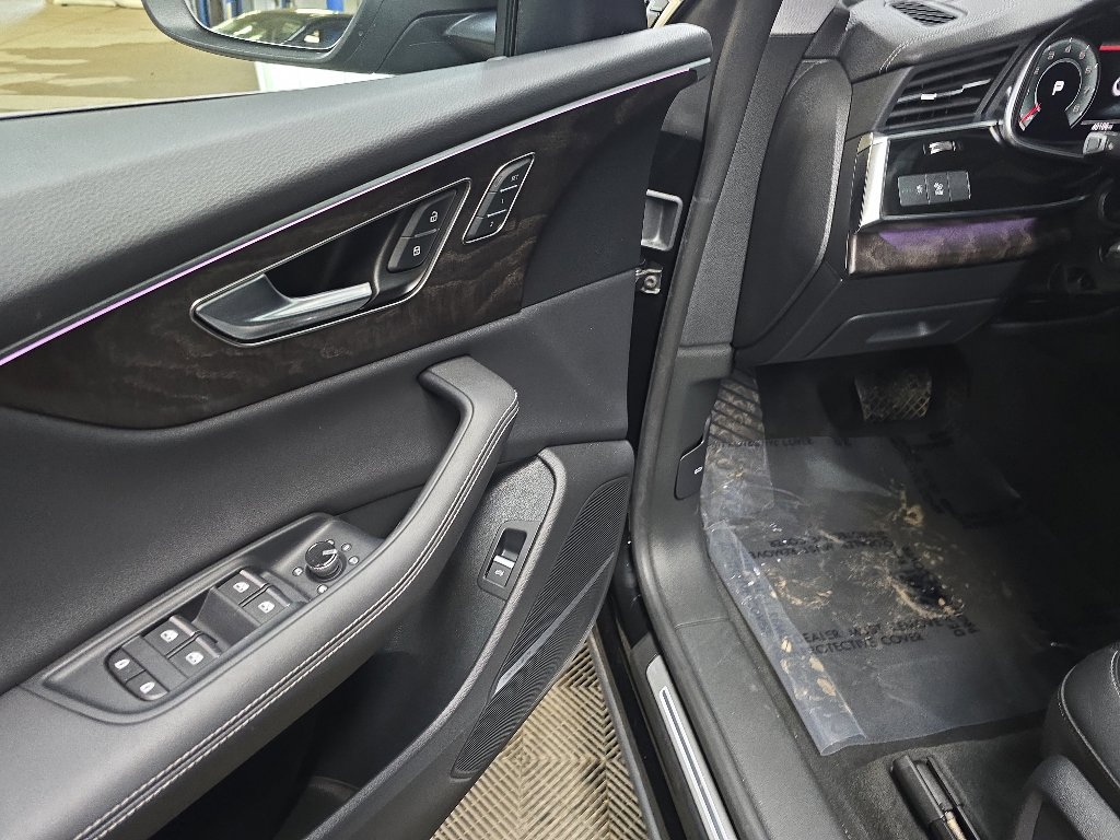 Used 2023 Audi Q8 Premium Plus w/ Premium Plus Package AWD/4WD image 28
