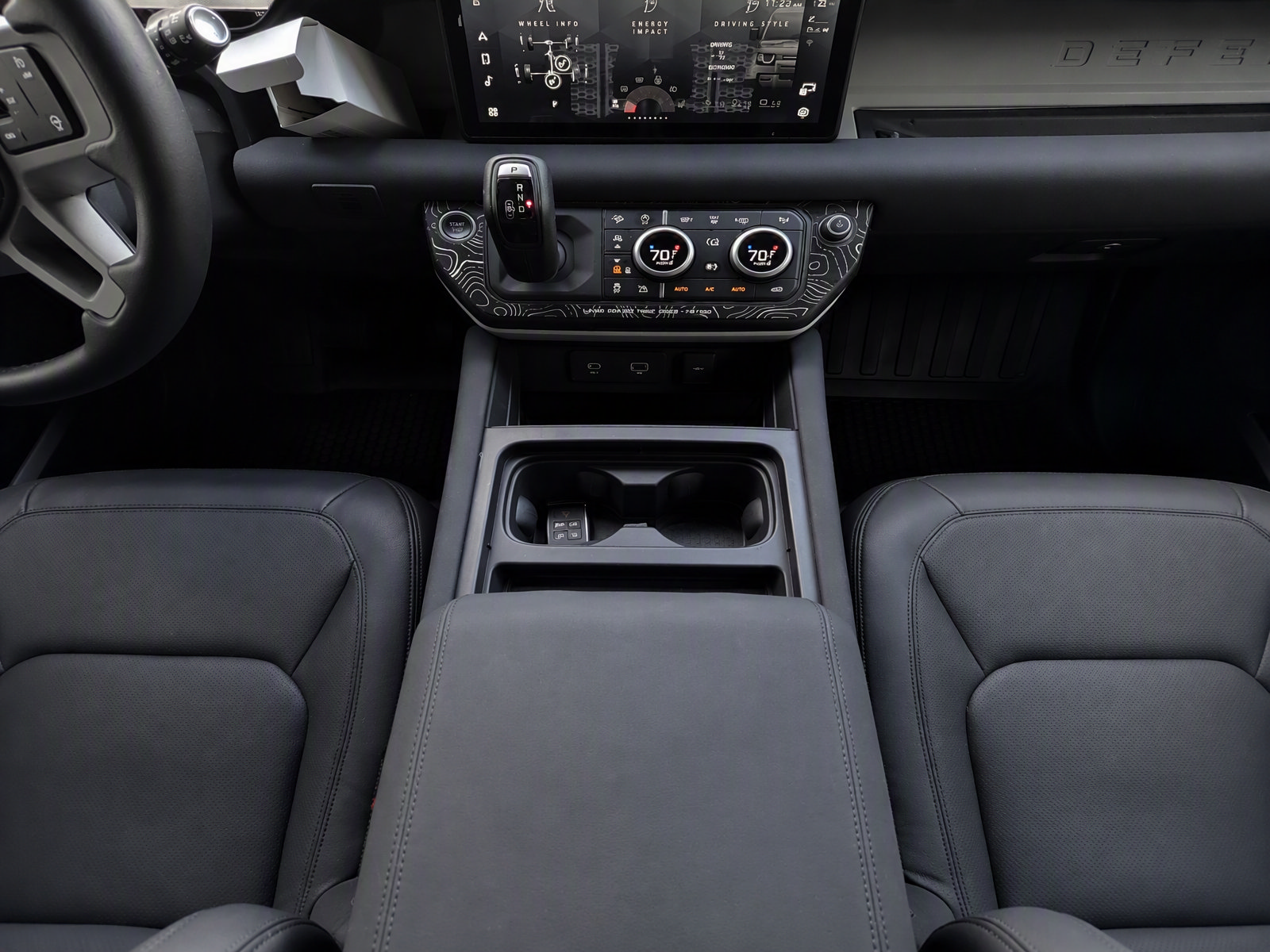 Used 2023 Land Rover Defender 110 S AWD/4WD image 17