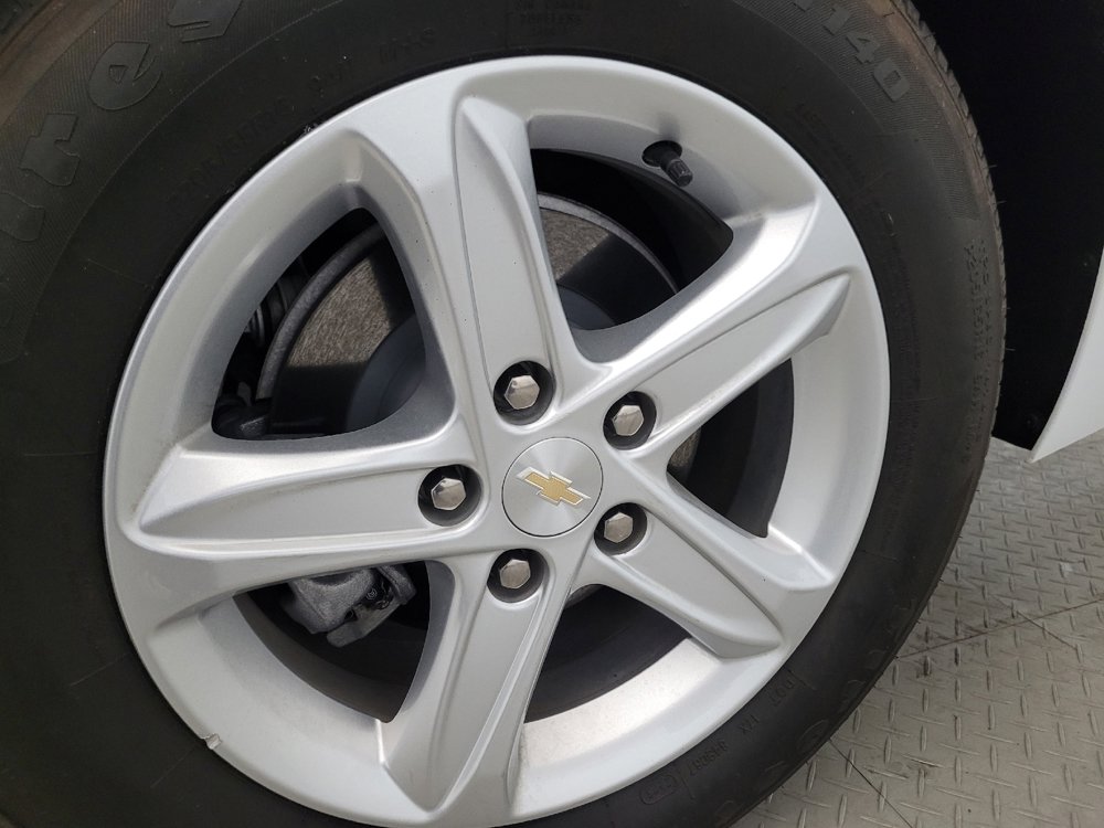 Used 2024 Chevrolet Malibu LS FWD image 31