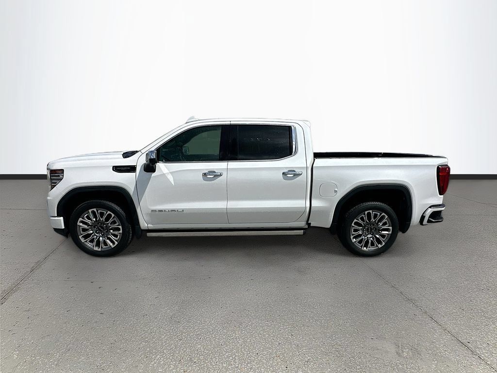 Used 2023 GMC Sierra 1500 Denali Ultimate AWD/4WD image 4