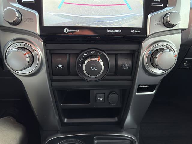 Used 2022 Toyota 4Runner SR5 Premium w/ Moonroof Package RWD image 25