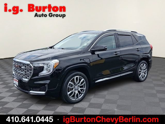 Certified 2023 GMC Terrain Denali w/ Denali Premium Package AWD/4WD image 3