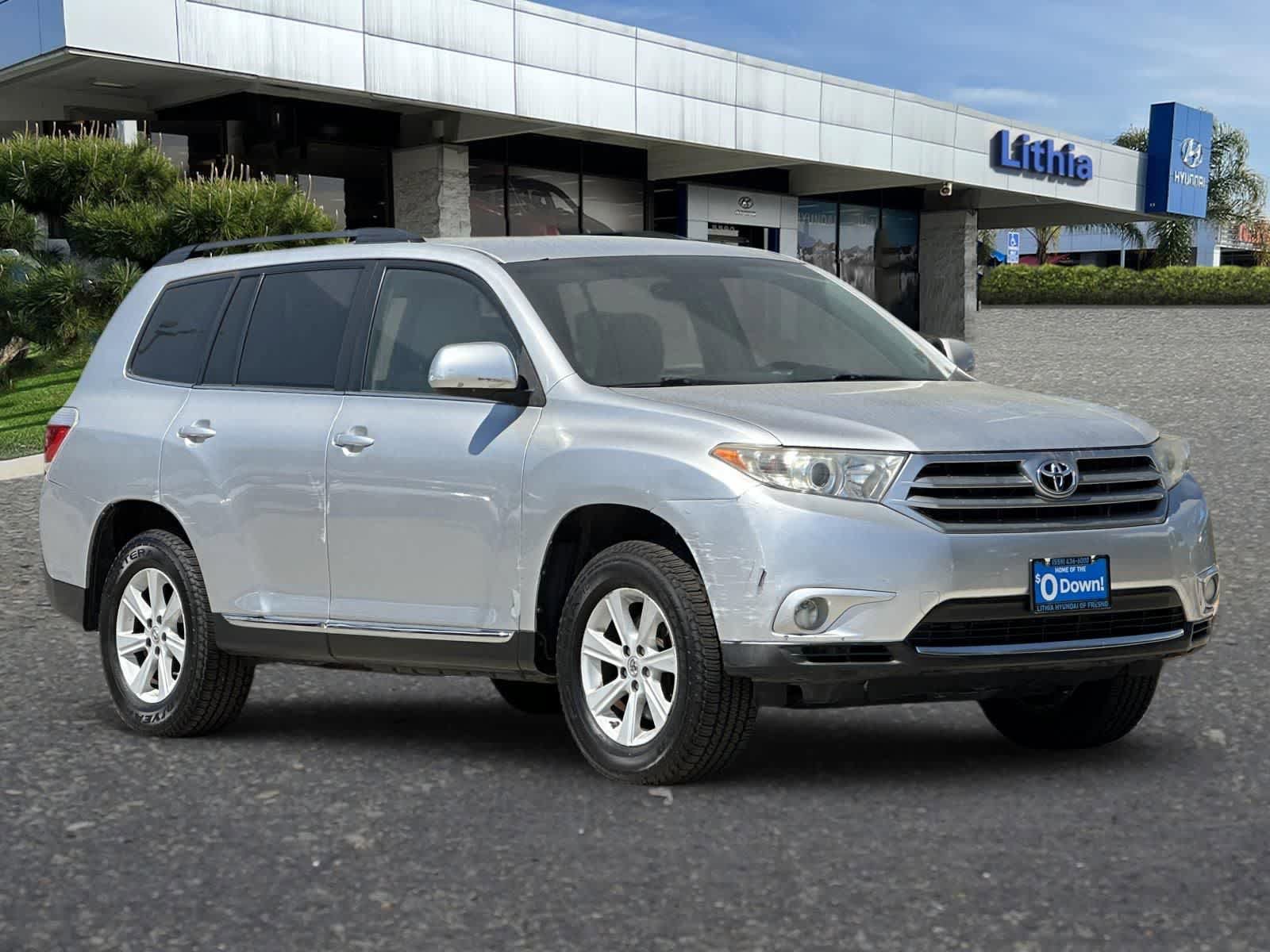 Used 2013 Toyota Highlander Plus FWD image 10