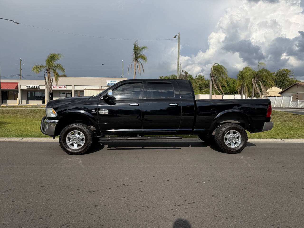 Used 2012 RAM 3500 Laramie Longhorn w/ HD Snow Plow Prep Group AWD/4WD image 8