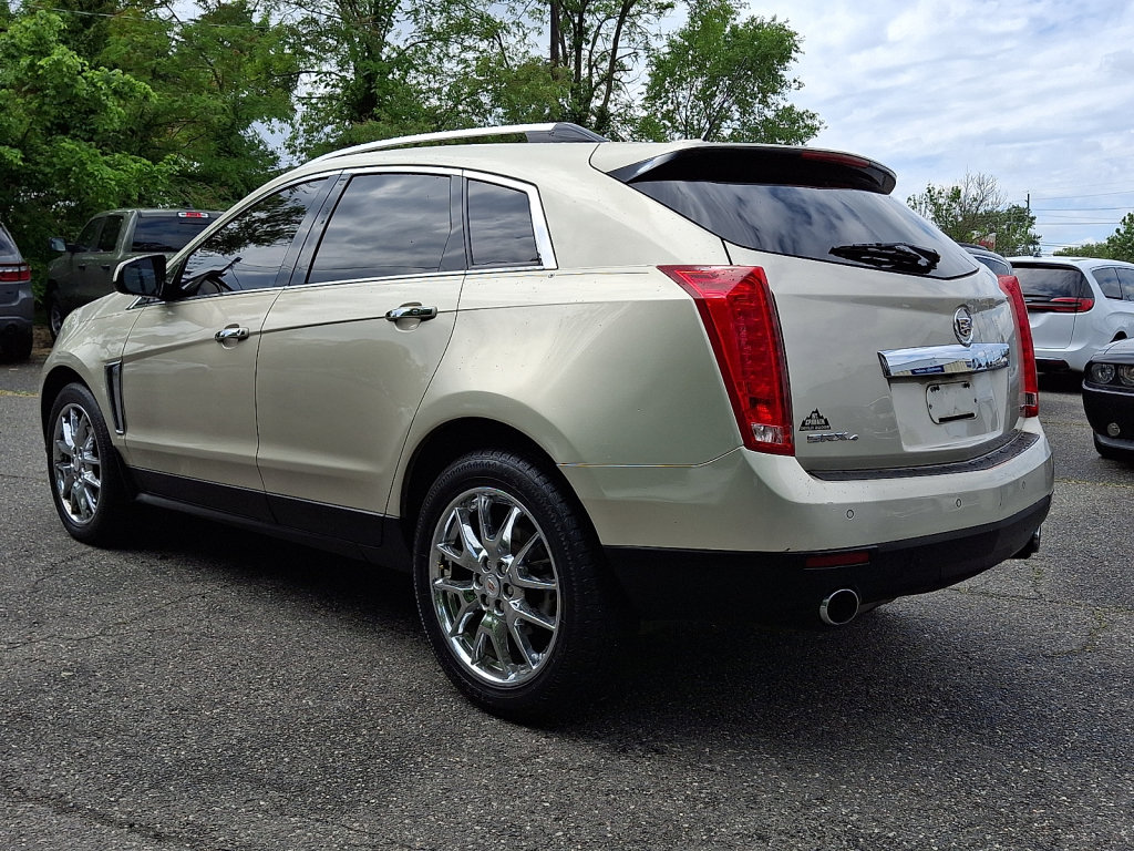 Used 2015 Cadillac SRX Performance w/ Driver Awareness Package AWD/4WD image 3