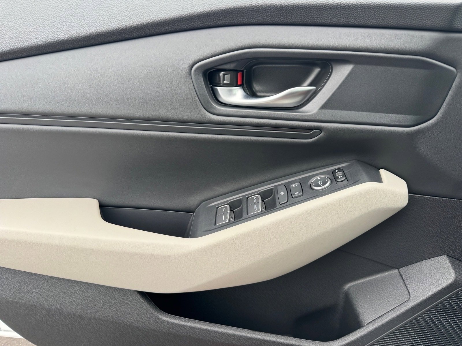 New 2025 Honda Accord SE image 15