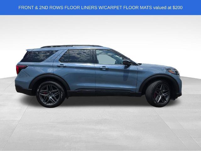 Certified 2025 Ford Explorer ST-Line w/ Premium Package AWD/4WD image 10
