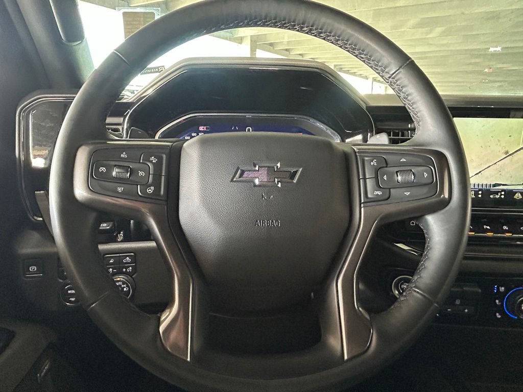 Used 2025 Chevrolet Silverado 1500 ZR2 w/ Technology Package AWD/4WD image 33