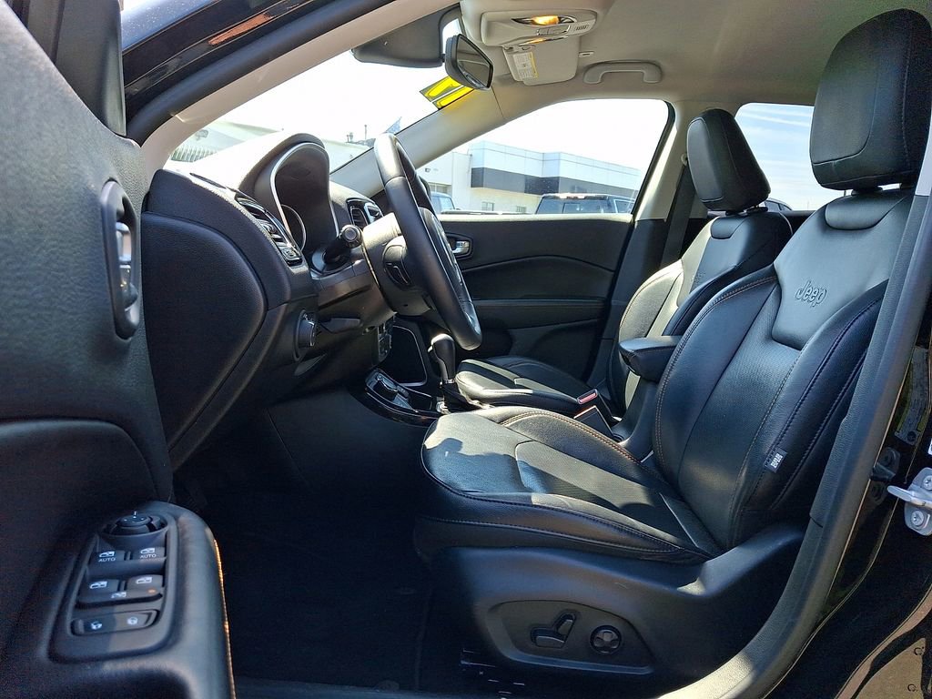Used 2019 Jeep Compass Limited image 13