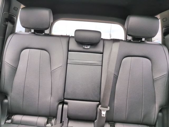 Used 2023 Mercedes-Benz GLB 250 4MATIC image 25