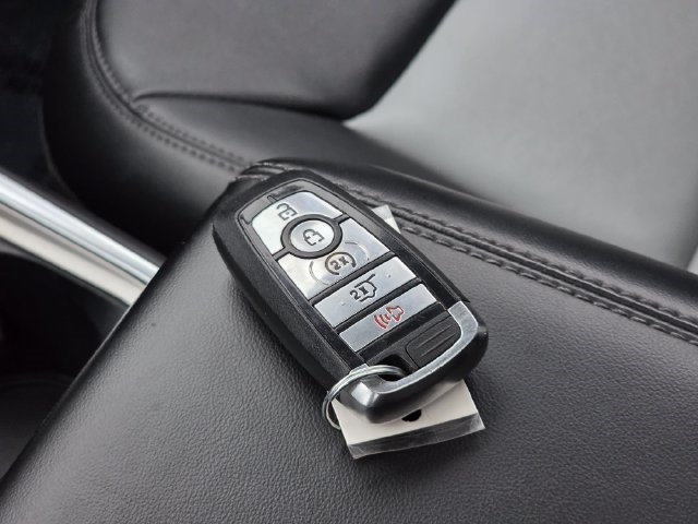 Used 2023 Ford Explorer XLT w/ Equipment Group 202A AWD/4WD image 39